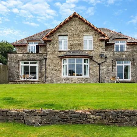 Baycliff Holiday home