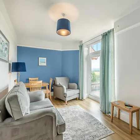 Holiday home Baycliff
