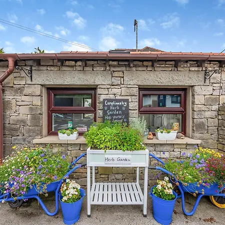 Holiday home Baycliff